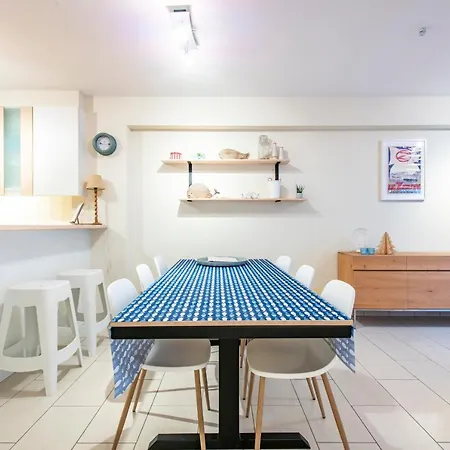 Daire Centrally Located In