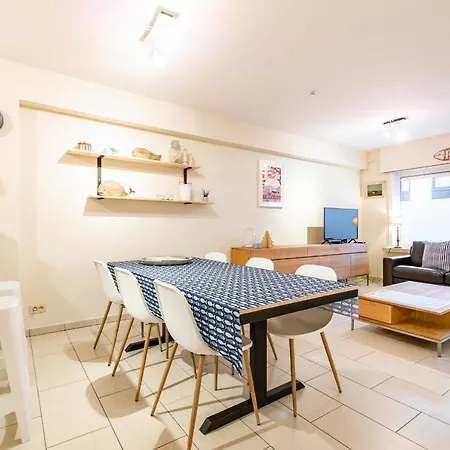 Centrally Located In Daire