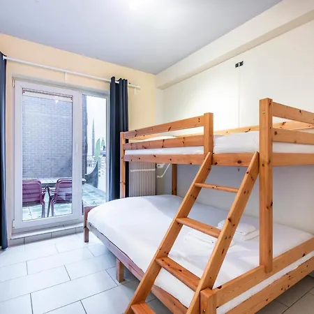 Centrally Located In Appartement